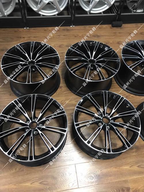 阿斯顿马丁DB9原装进口20寸铝合金轮毂 正厂轻型合金轮圈的品质之选